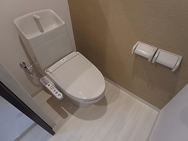 神戸市長田区神楽町５丁目の賃貸マンションのトイレ