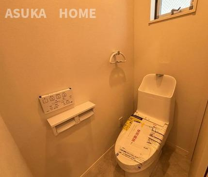 中希望ヶ丘新築戸建のトイレ|コンパクトで使いやすいトイレです