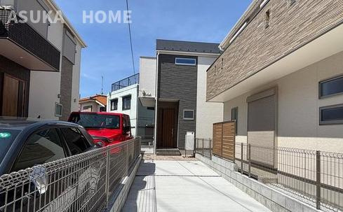 中希望ヶ丘新築戸建の駐車場|カースペース