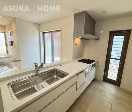 中希望ヶ丘新築戸建のキッチン|キッチンでお料理をお楽しみください