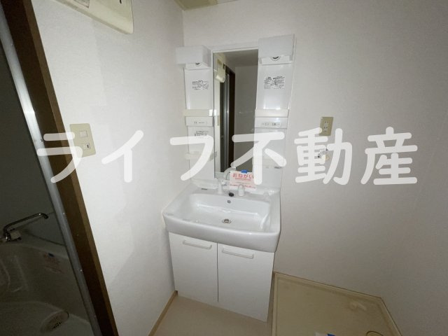 ディグナーザの独立洗面台|独立洗面化粧台付き