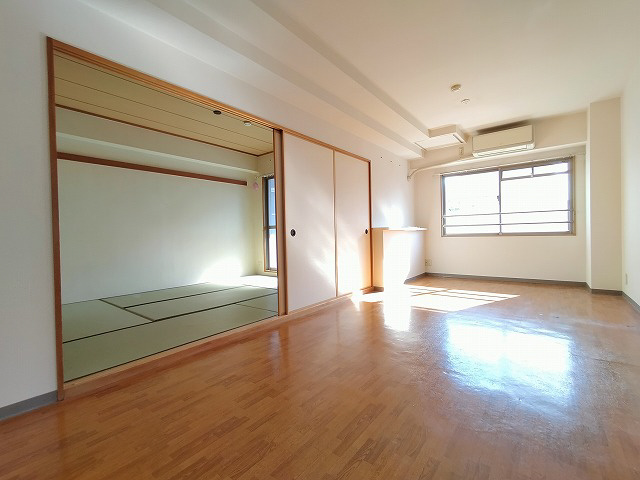 神戸市須磨区戎町２丁目の賃貸マンションの居間・リビング|リビング