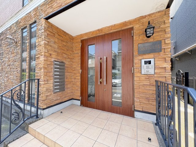 ルチカーレのエントランス