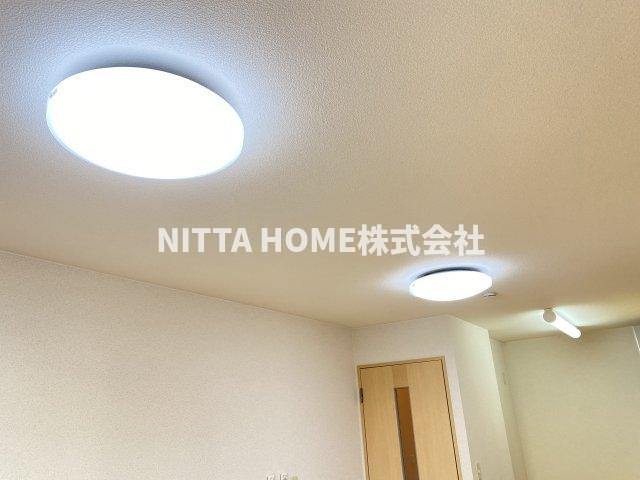 ハル・フォーレⅠ・Ⅱのその他共用部分|全居室照明完備です♪
