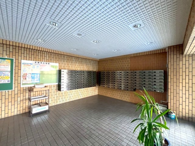 京阪「丹波橋」駅徒歩１6分◆東高瀬川を望むリフォーム済み３ＬＤＫ住戸◆丹波橋日光ハイツの設備|集合ポスト