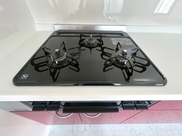 京阪「丹波橋」駅徒歩１6分◆東高瀬川を望むリフォーム済み３ＬＤＫ住戸◆丹波橋日光ハイツのキッチン|コンロ