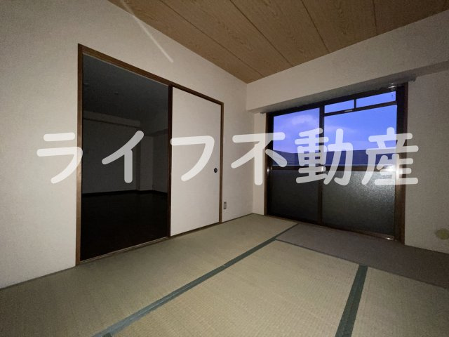 城賀パレスの和室|日本らしい落ち着いた雰囲気の和室です