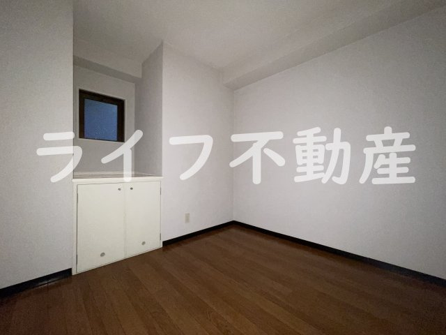 城賀パレスの内装|明るい色調の室内です