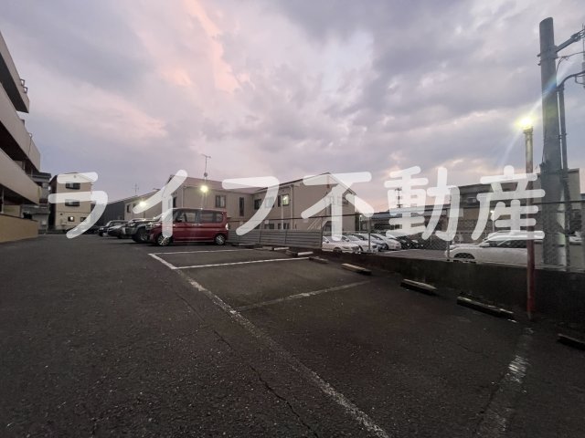 城賀パレスの駐車場|駐車場完備です