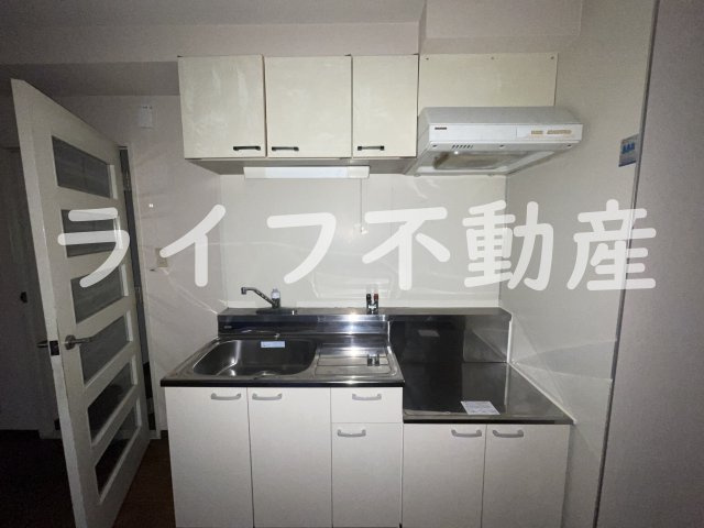 城賀パレスのキッチン|お料理しやすいキッチンです