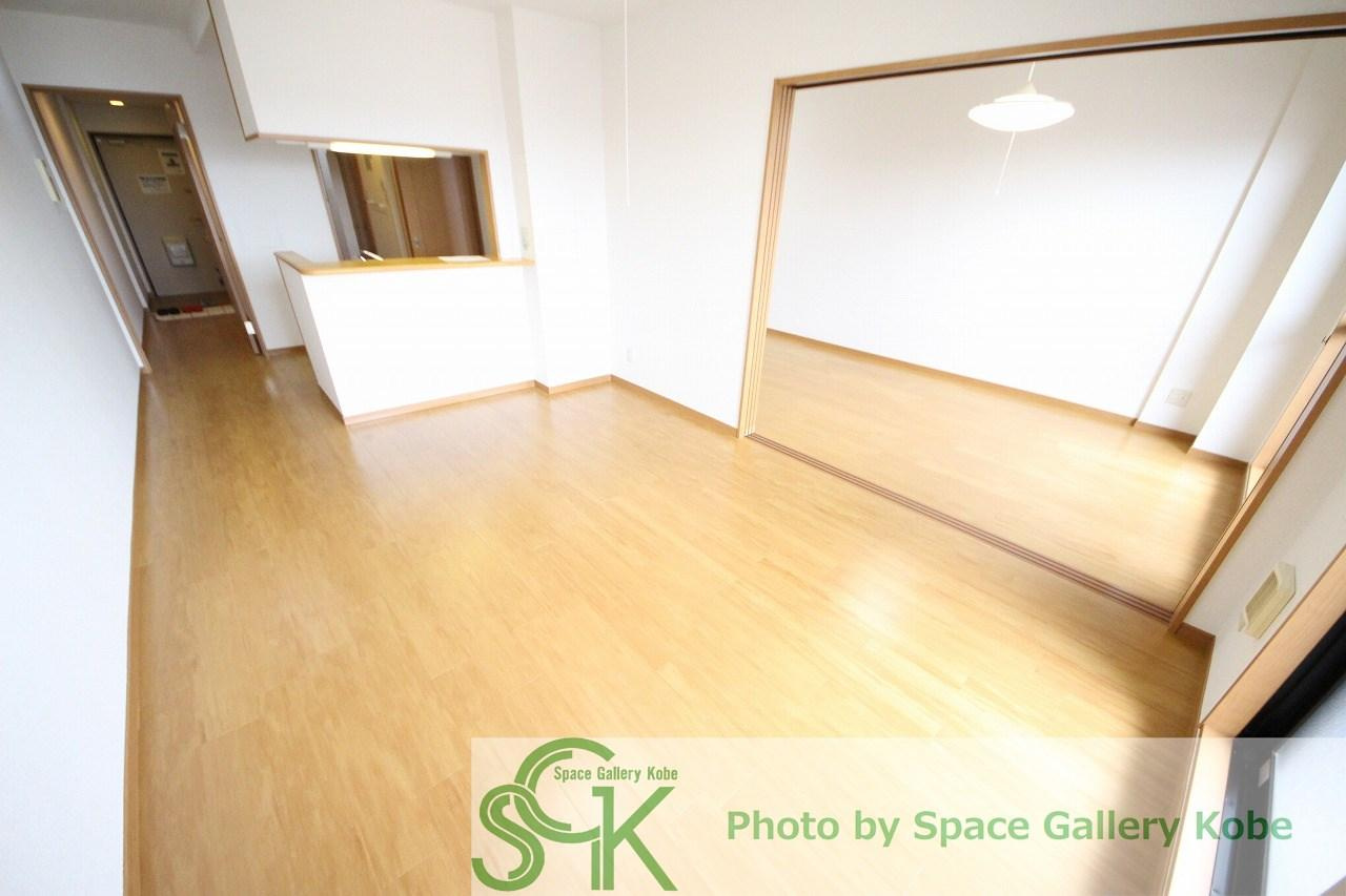 コミュノーテ　半右衛門の居間・リビング|※お部屋により仕様が異なる場合があります。