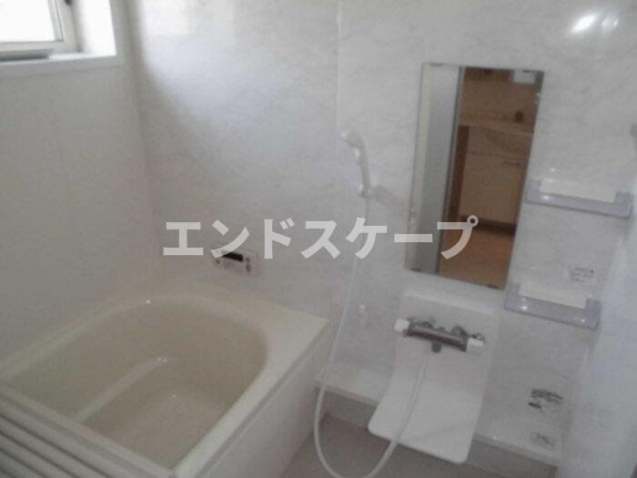 リヴェールの浴室