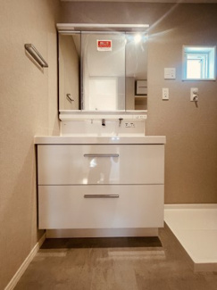 【独立洗面台】 | 灘区薬師通4丁目　新築戸建