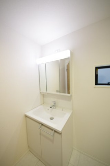 【独立洗面台】 | 【仲介手数料無料！！】川崎市麻生区多摩美1丁目　新築戸建て（全4棟）3号棟　3980万円