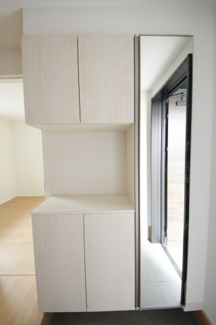 【収納】 | 【仲介手数料無料！！】川崎市麻生区多摩美1丁目　新築戸建て（全4棟）3号棟　3980万円 | 玄関収納