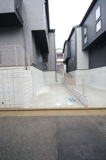 【駐車場】 | 【仲介手数料無料！！】川崎市麻生区多摩美1丁目　新築戸建て（全4棟）3号棟　3980万円