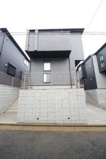 【外観】 | 【仲介手数料無料！！】川崎市麻生区多摩美1丁目　新築戸建て（全4棟）3号棟　3980万円