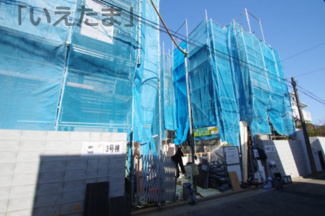 【外観】 | 【仲介手数料無料！！】川崎市麻生区多摩美1丁目　新築戸建て（全4棟）4号棟　4780万円 | 令和7年6月29日撮影　3号棟付近