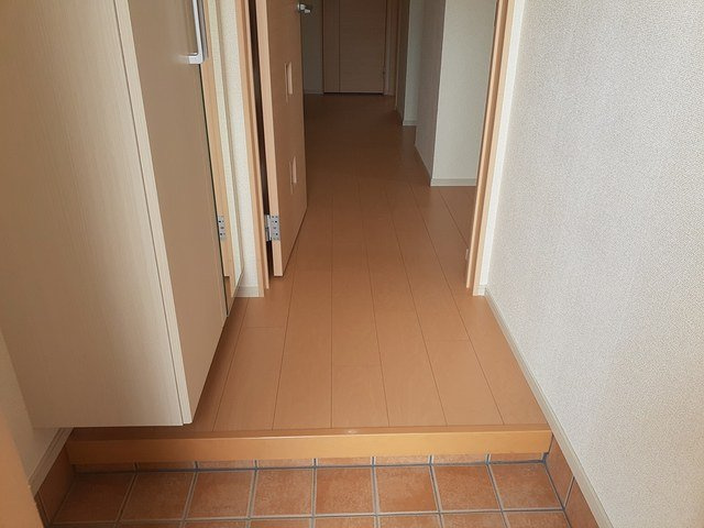 ハミング　ライフ　Ⅰの玄関