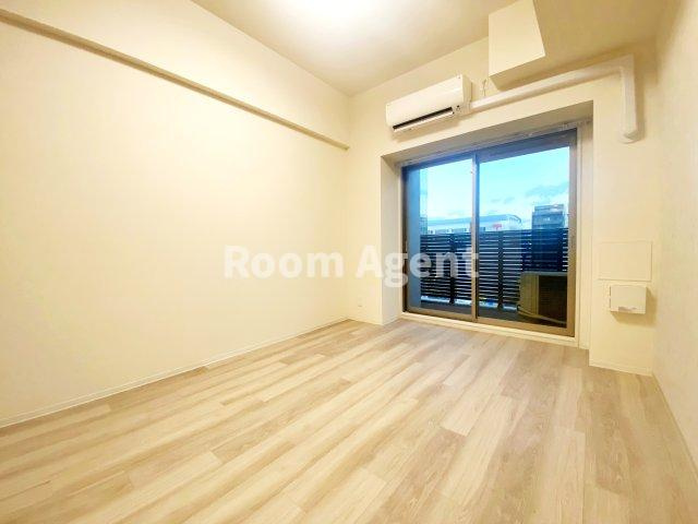 プレサンス今池駅前フェルディノの居間・リビング