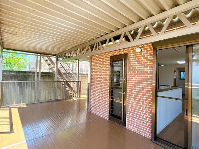 豊田市乙部ケ丘4丁目のその他|1階ウッドデッキです