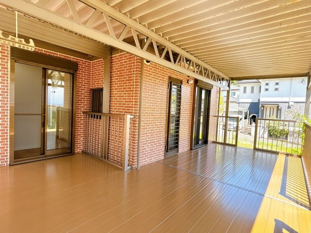 豊田市乙部ケ丘4丁目のその他|1階ウッドデッキです