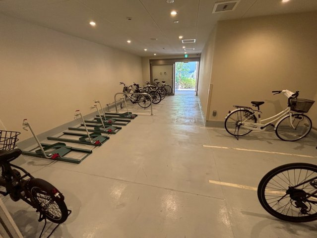 大阪市中央区高麗橋１丁目の賃貸マンションのロビー