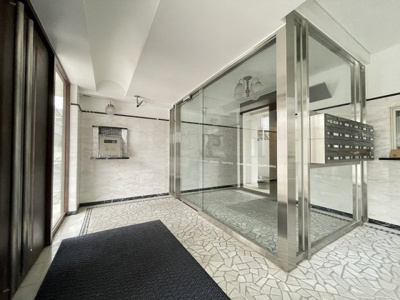 【エントランス】 | クリスタルヴィオレタ