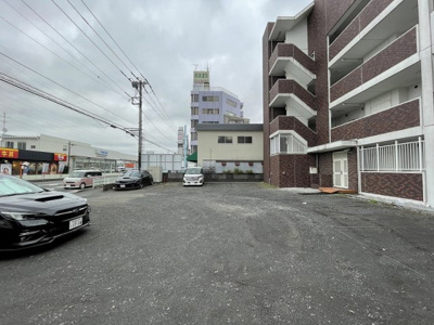 【駐車場】 | クリスタルヴィオレタ