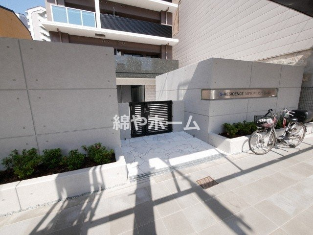 S-RESIDENCE日本橋Qualierのエントランス|毎日通るエントランスはこのようになっています