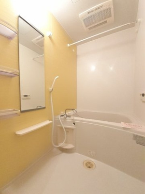 【浴室】 | カーサ・ミトモⅡ | 日々の疲れを癒すお風呂付です