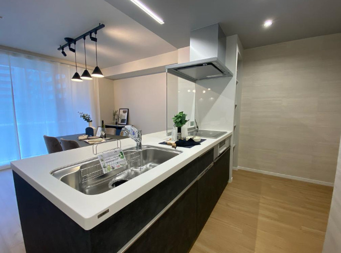 エルヴェール神戸本山アーバンライフのキッチン|IHクッキングヒーター、食洗器、ディスポーザー付