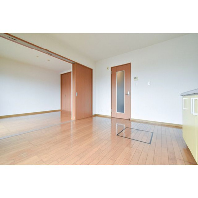 【居間・リビング】 | ステーションタウン大善寺Ⅱ 