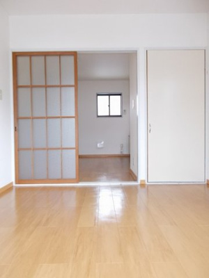 【洋室】 | サンシティすぎやま