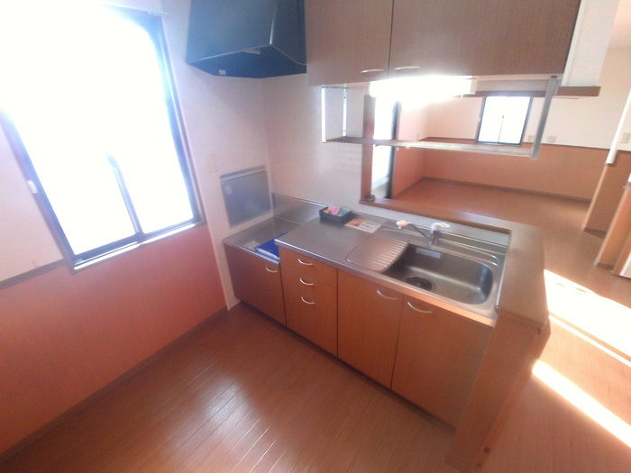 アヴェクアンシエンのキッチン