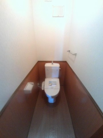 アヴェクアンシエンのトイレ