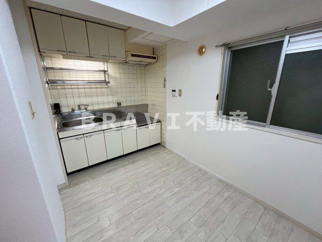 サンビラ大手前　BRAVI不動産のキッチン|【サンビラ大手前】キッチンです