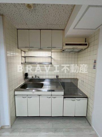サンビラ大手前　BRAVI不動産のキッチン|【サンビラ大手前】使いやすいキッチンです