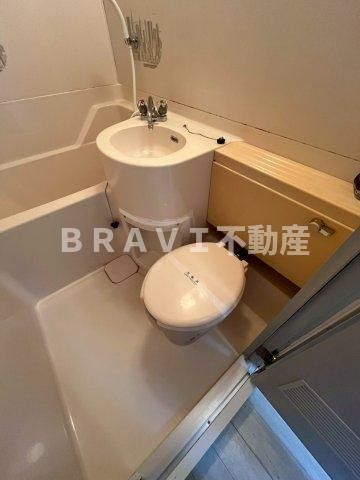 サンビラ大手前　BRAVI不動産のトイレ|【サンビラ大手前】トイレです