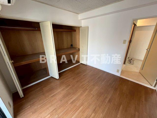 サンビラ大手前　BRAVI不動産の洋室|【サンビラ大手前】スタンダードな洋室です