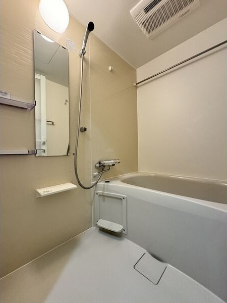 ロイジェント日吉Ⅱの浴室