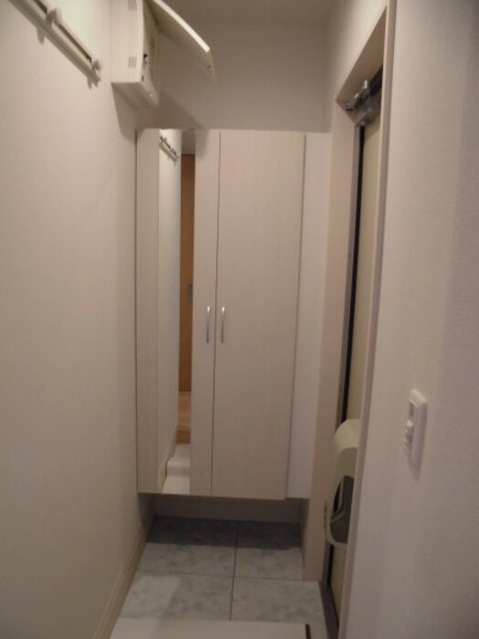 プラムスクエアの玄関|105 玄関収納