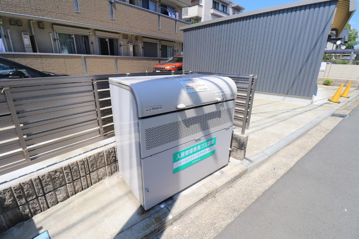 プラムスクエアの設備|敷地内ごみ置き場