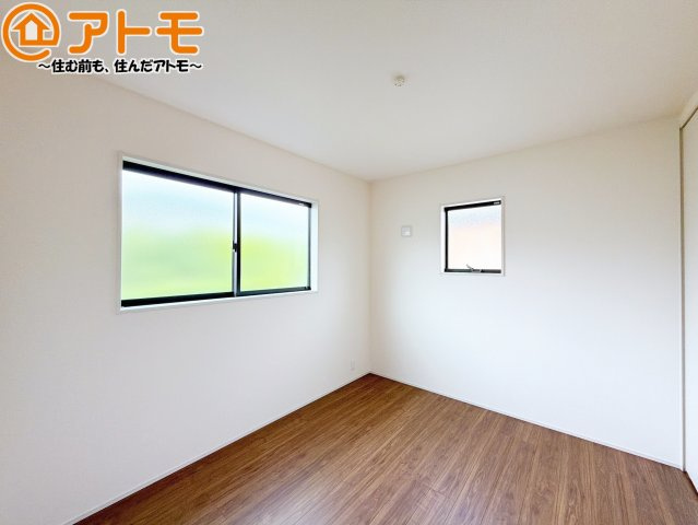 【寝室】 | 焼津市高新田　新築戸建　2号棟 | 毎日すごす部屋の広さや陽当りも気になるポイントですね！現地で体感してみてください♪