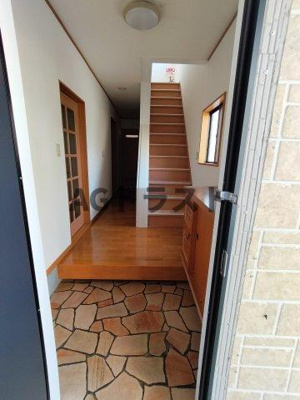 【玄関】 | 上野貸戸建住宅