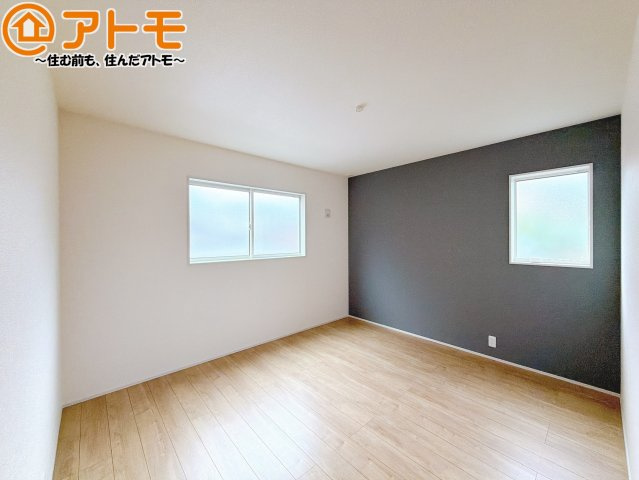 【寝室】 | 焼津市高新田　新築戸建　1号棟 | 毎日すごす部屋の広さや陽当りも気になるポイントですね！現地で体感してみてください♪