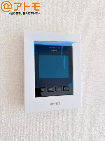 【防犯設備】 | 焼津市高新田　新築戸建　1号棟 | TVモニター付きインターホンは訪問者を確認することができて、防犯性に優れています♪