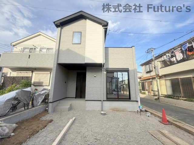 三郷市戸ケ崎3丁目　新築戸建　全1棟の外観|現地の写真になります。