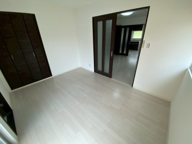 ビーコート青谷の居間・リビング