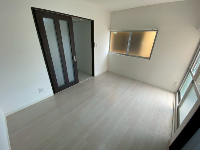 ビーコート青谷の居間・リビング